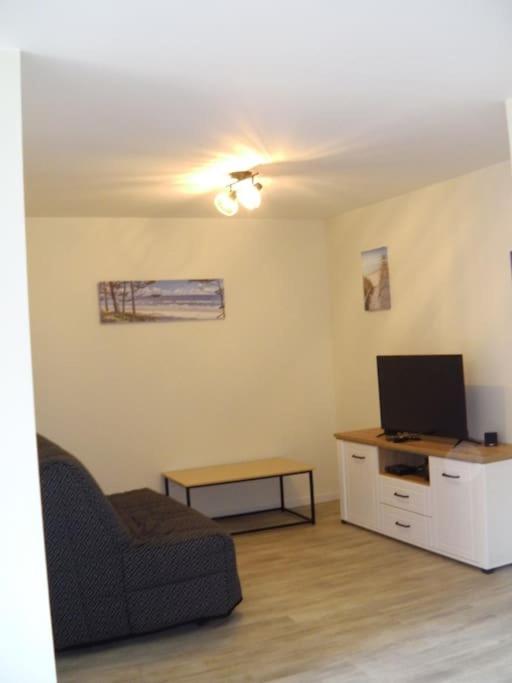 Villa Meuble 2/4 Personnes Noaillac Esterno foto